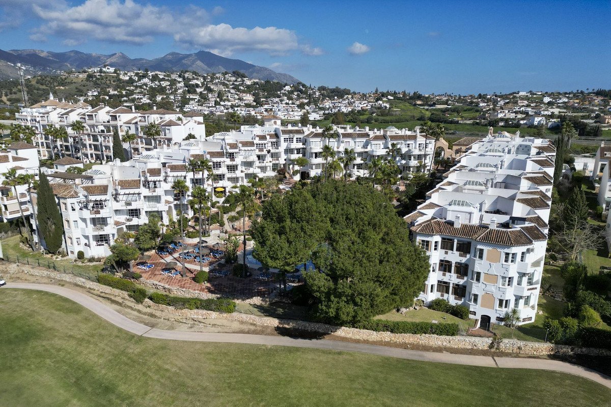 2 Bed Ground Floor Apartment in Mijas Golf