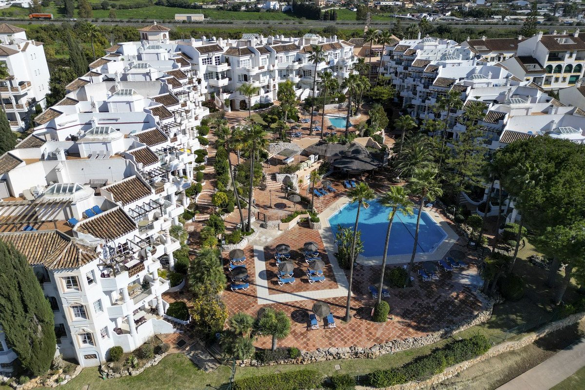 2 Bed Ground Floor Apartment in Mijas Golf