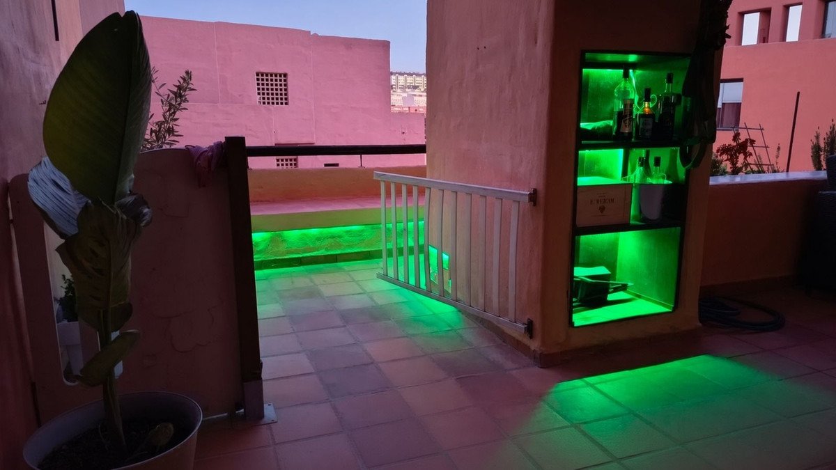 2 Bed Ground Floor Apartment in La Duquesa
