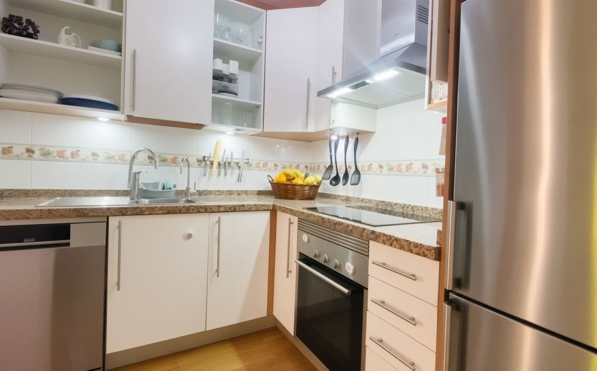 2 Bed Ground Floor Apartment in La Duquesa