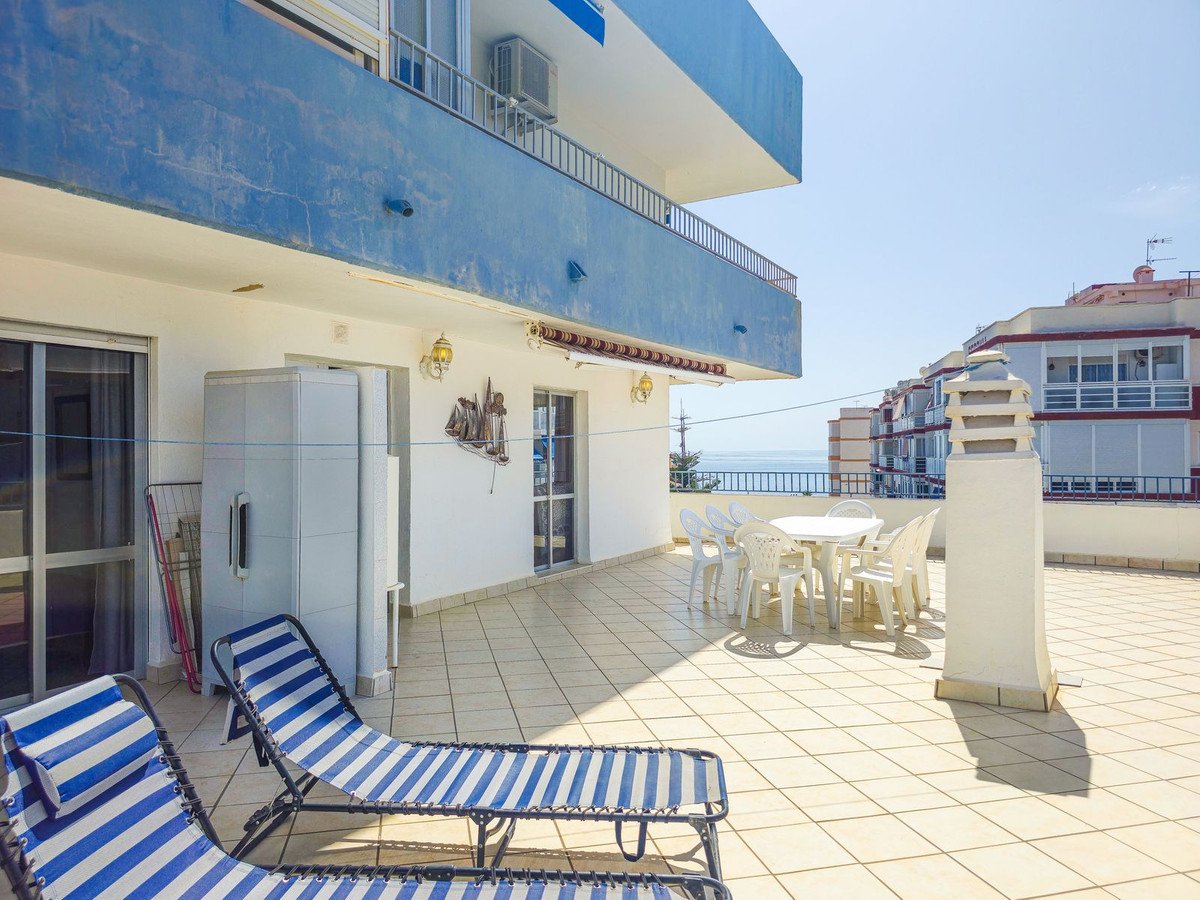 3 Bed Top Floor Apartment in Torre del Mar