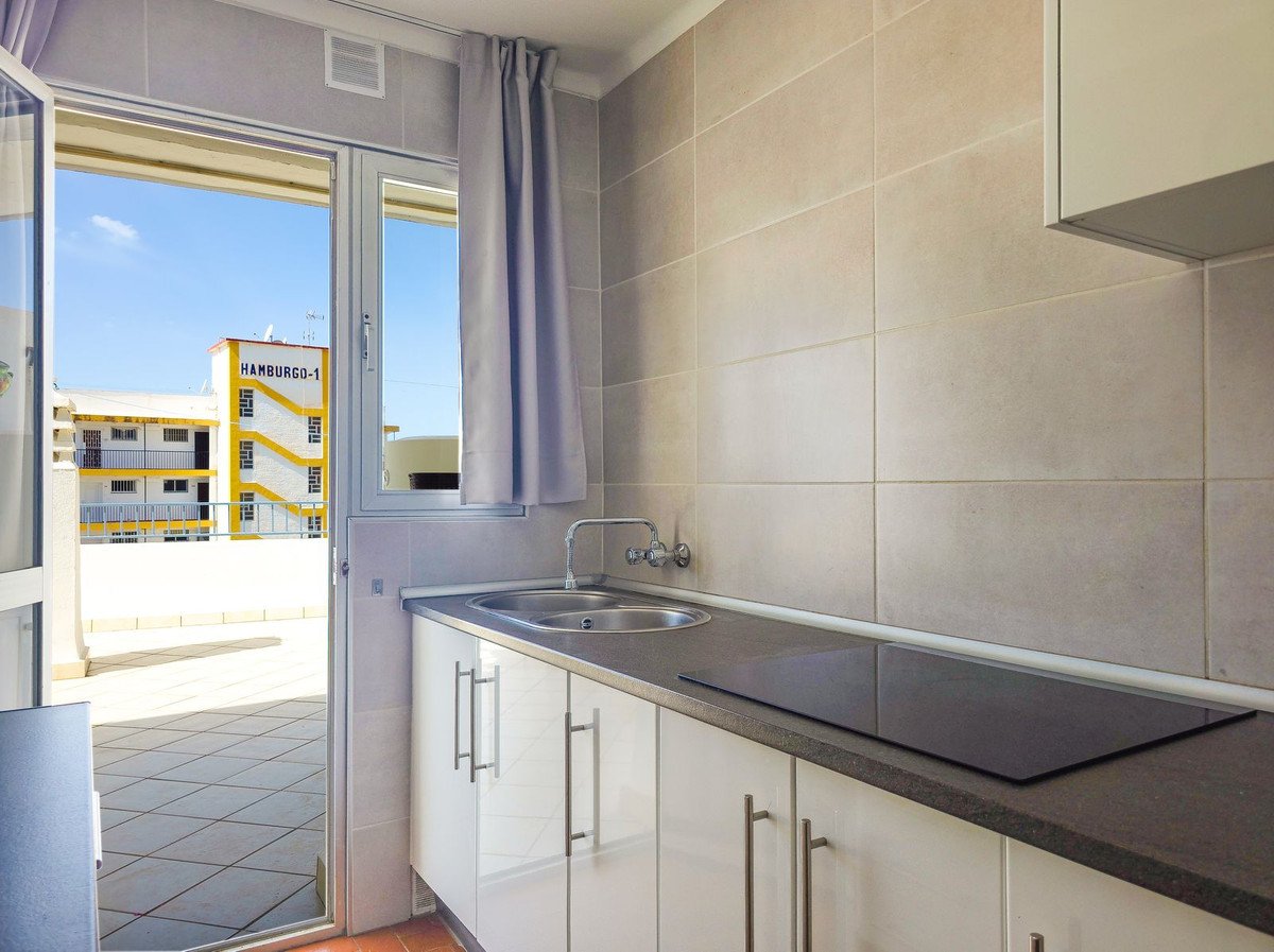 3 Bed Top Floor Apartment in Torre del Mar