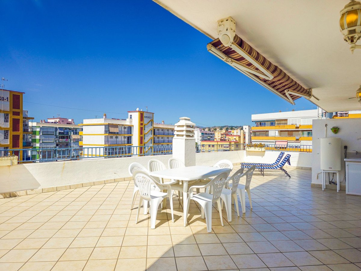 3 Bed Top Floor Apartment in Torre del Mar