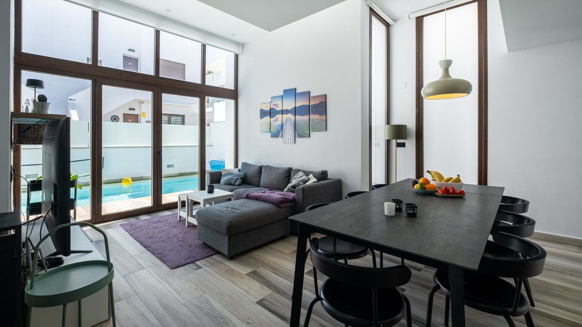 3 Bed Detached Villa in Los Balcones