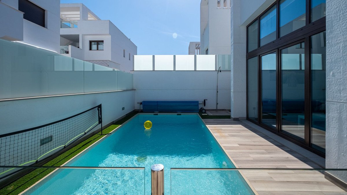 3 Bed Detached Villa in Los Balcones