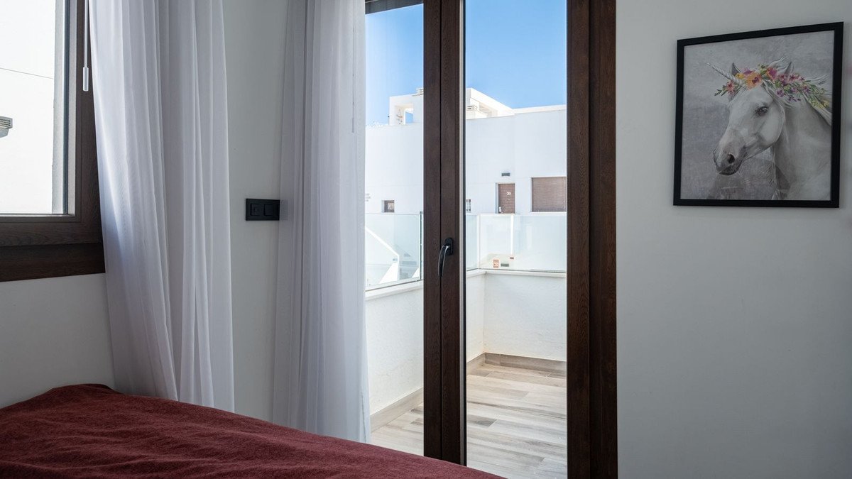 3 Bed Detached Villa in Los Balcones