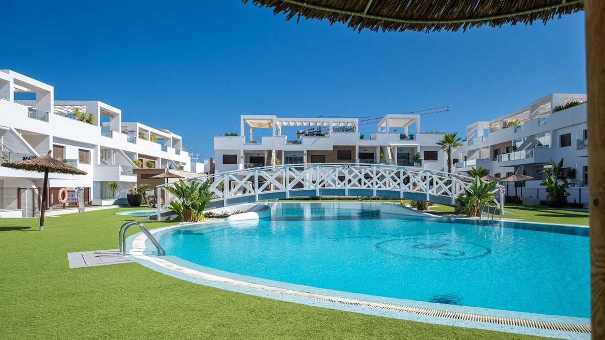 3 Bed Detached Villa in Los Balcones