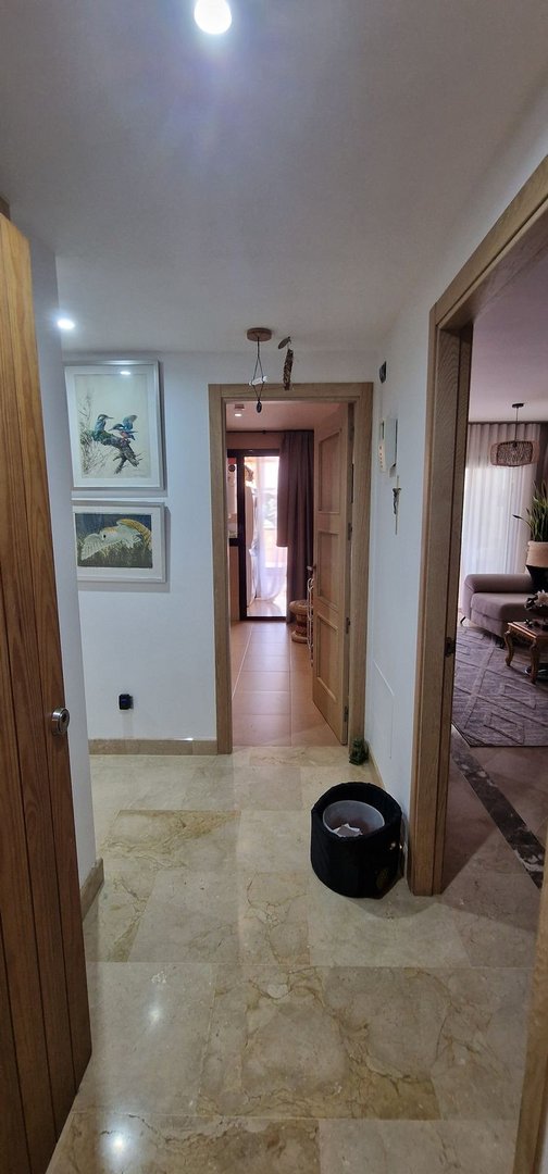 2 Bed Ground Floor Apartment in La Duquesa