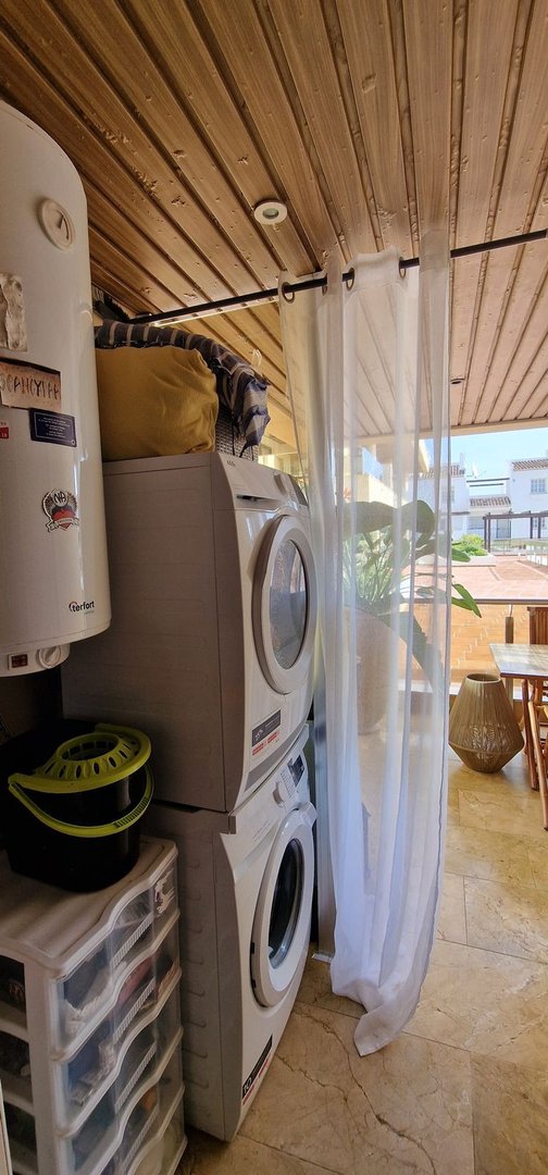 2 Bed Ground Floor Apartment in La Duquesa
