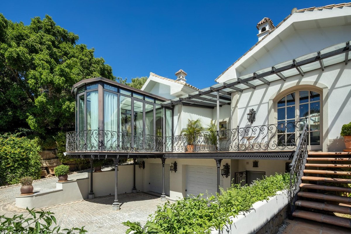 6 Bed Detached Villa in La Zagaleta