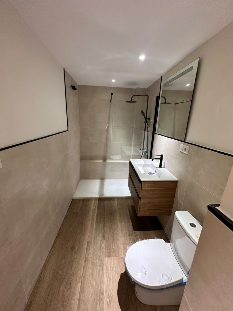 3 Bed Middle Floor Apartment in Caleta de Vélez