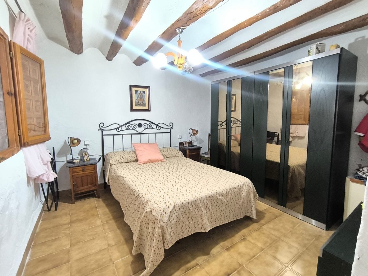 5 Bed Finca - Cortijo in Monóvar