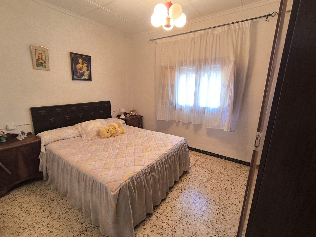 5 Bed Finca - Cortijo in Monóvar