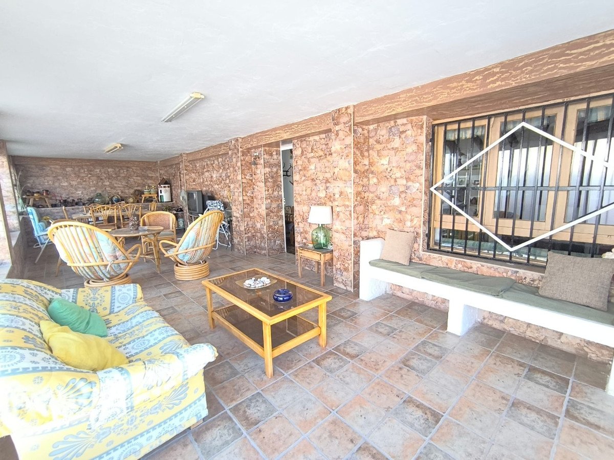 5 Bed Finca - Cortijo in Monóvar