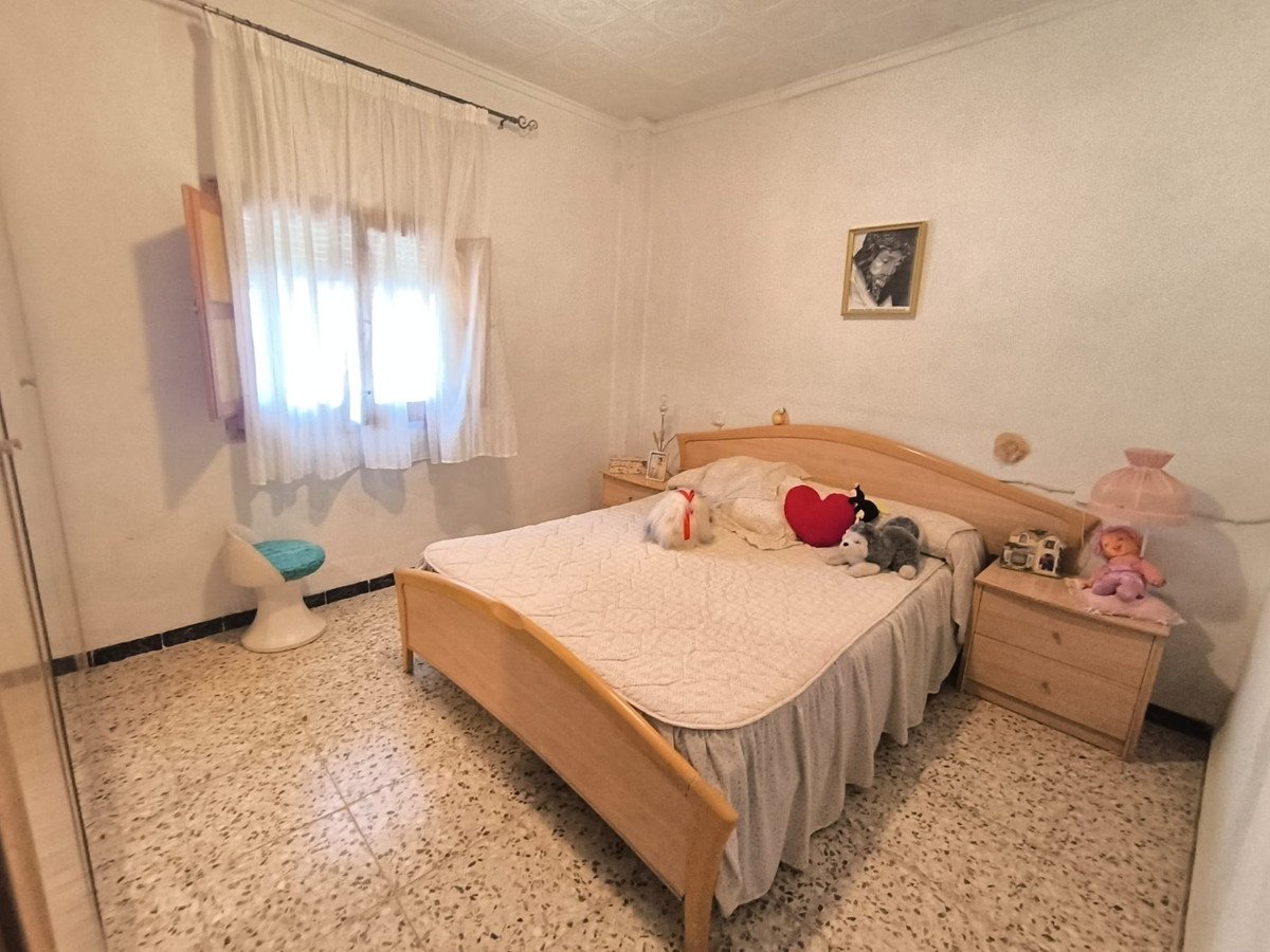 5 Bed Finca - Cortijo in Monóvar