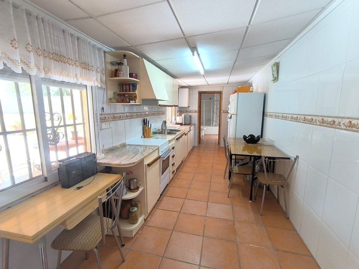 5 Bed Finca - Cortijo in Monóvar
