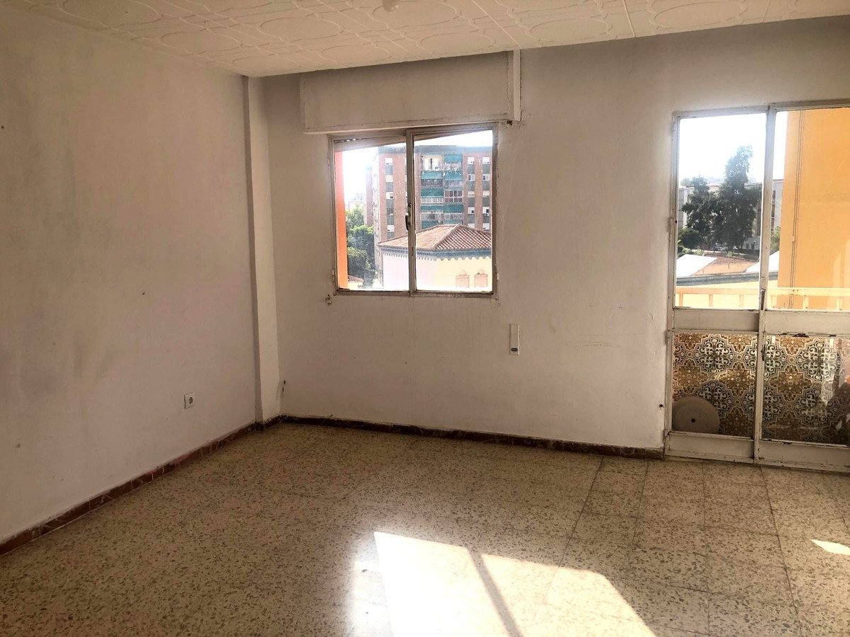 3 Bed Ground Floor Apartment in Málaga