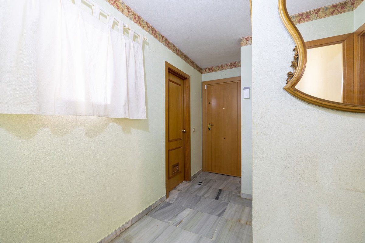 3 Bed Middle Floor Apartment in Arroyo de la Miel