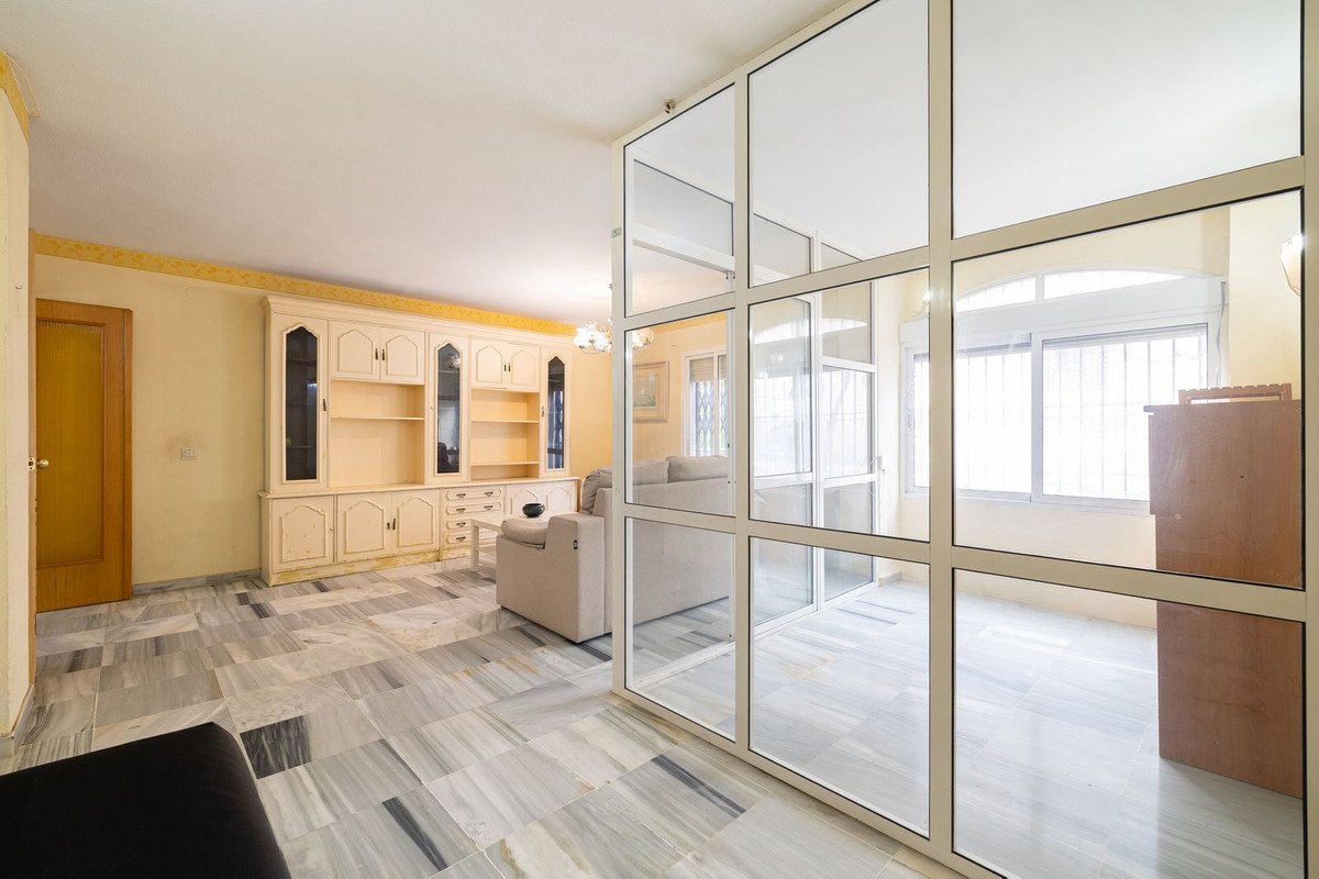 3 Bed Middle Floor Apartment in Arroyo de la Miel