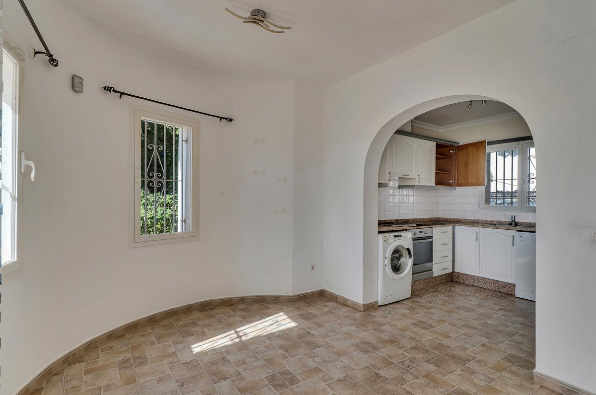 3 Bed Detached Villa in Beniarbeig