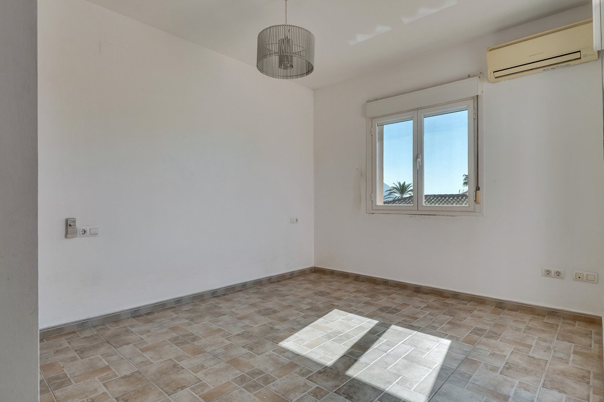 3 Bed Detached Villa in Beniarbeig