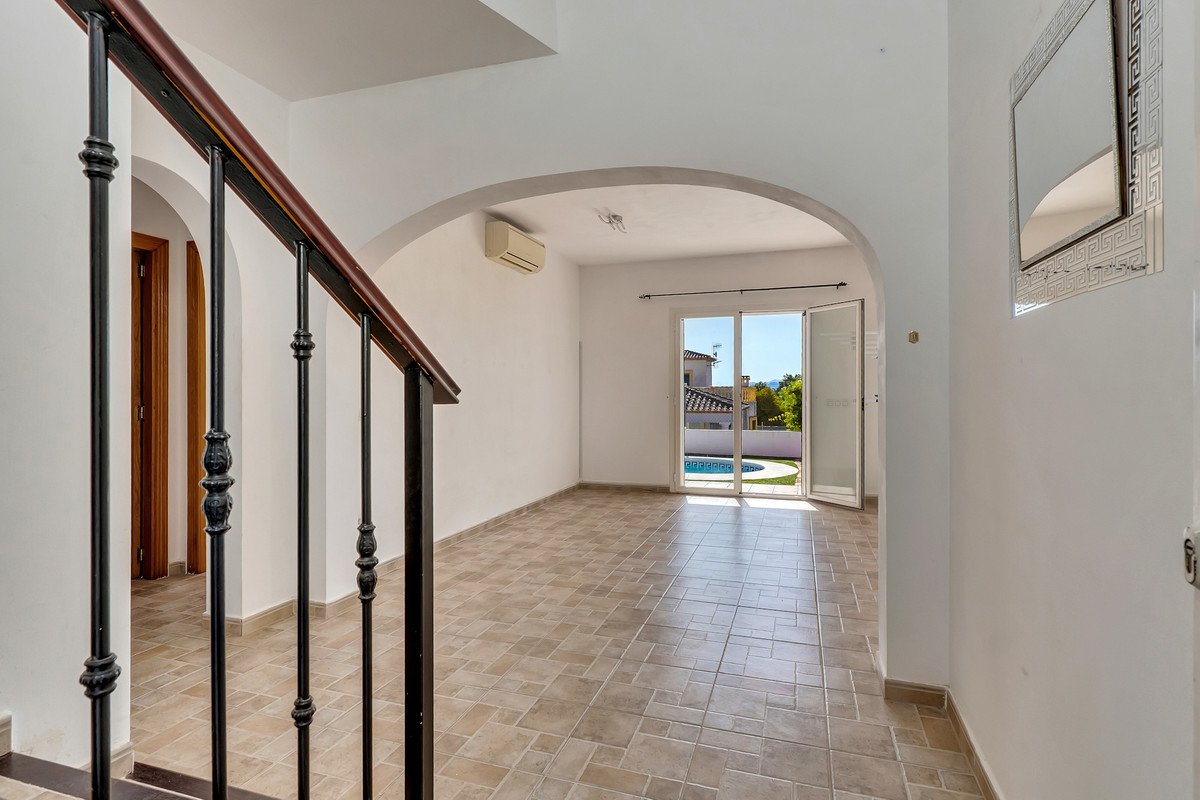 3 Bed Detached Villa in Beniarbeig
