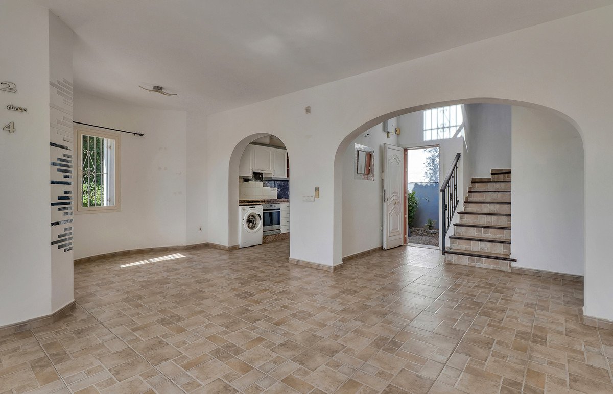 3 Bed Detached Villa in Beniarbeig