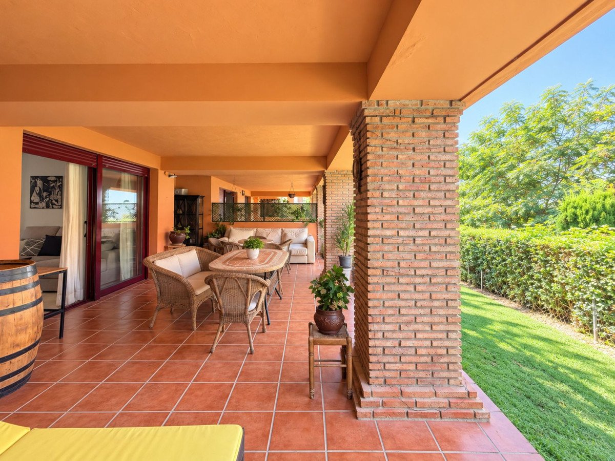 2 Bed Ground Floor Apartment in Casares Playa