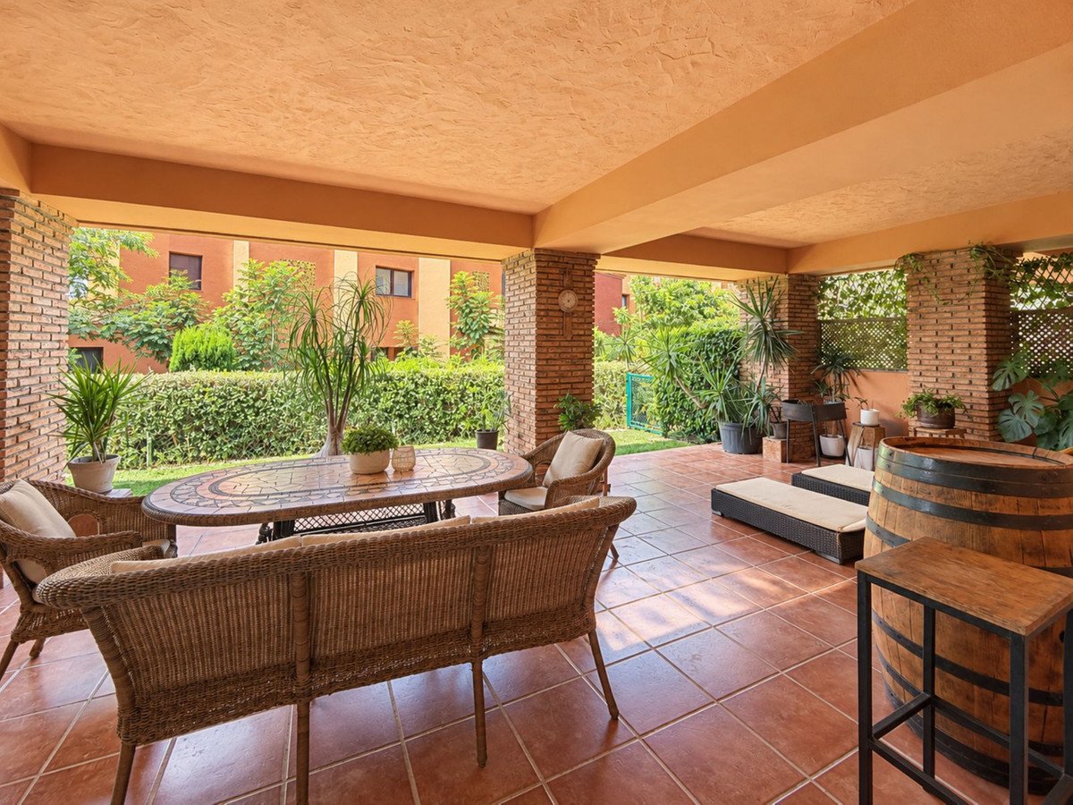 2 Bed Ground Floor Apartment in Casares Playa