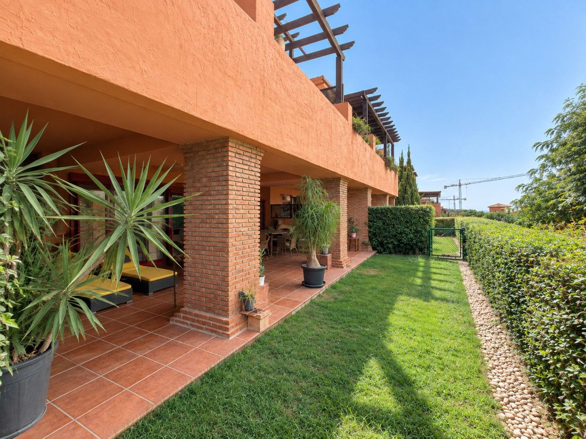 2 Bed Ground Floor Apartment in Casares Playa