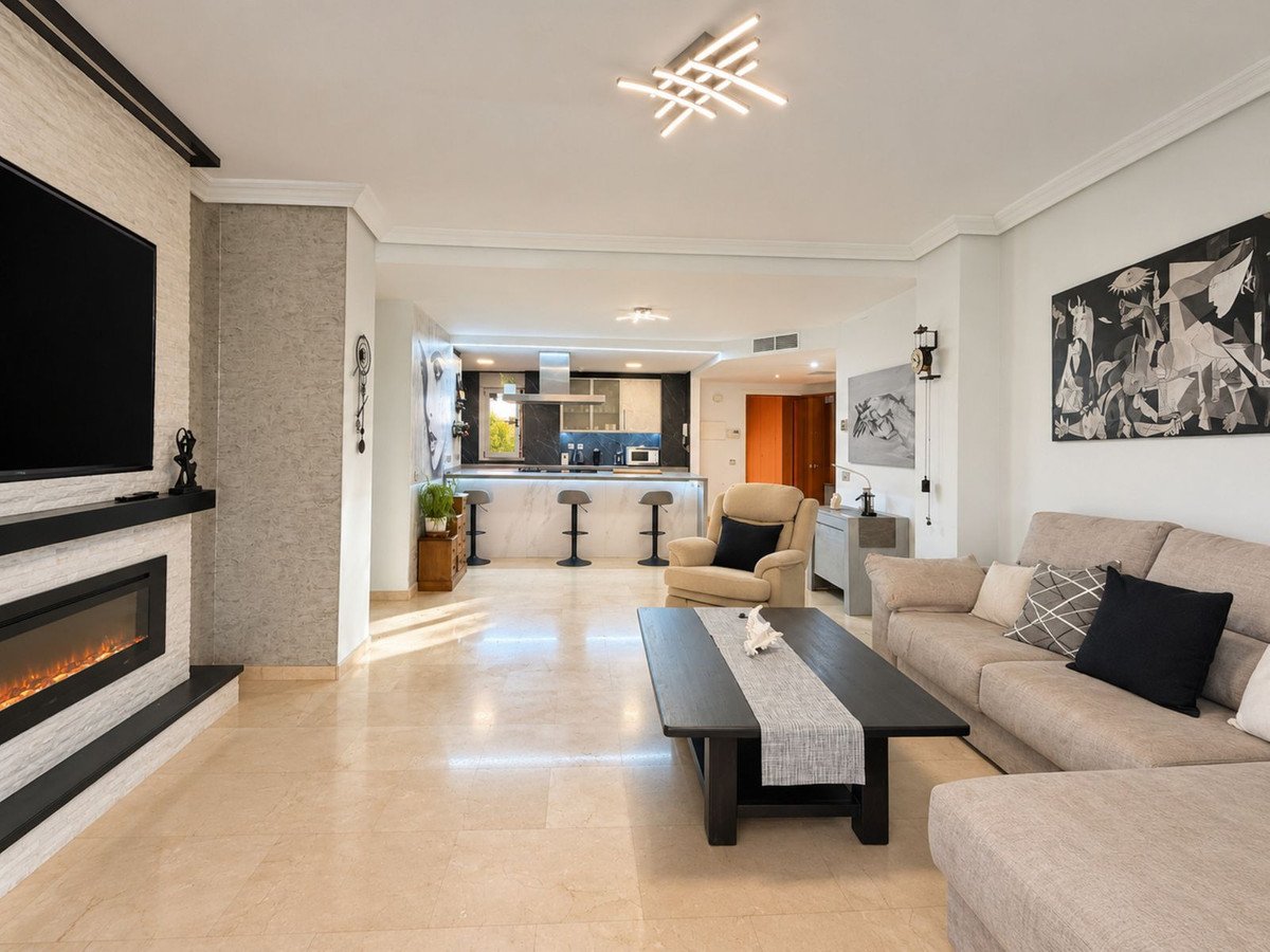 2 Bed Ground Floor Apartment in Casares Playa