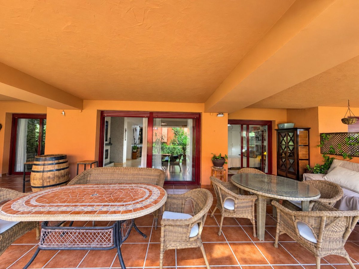 2 Bed Ground Floor Apartment in Casares Playa