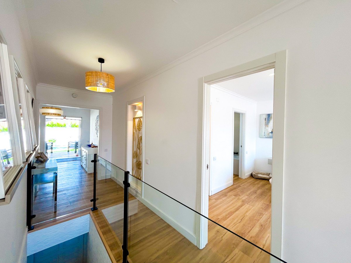 5 Bed Detached Villa in Mar de Cristal