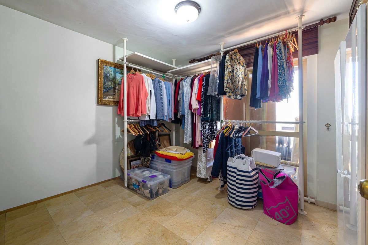3 Bed Middle Floor Apartment in Benalmadena