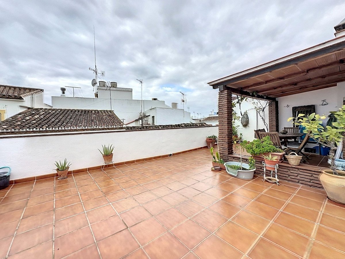 2 Bed Townhouse in Estepona