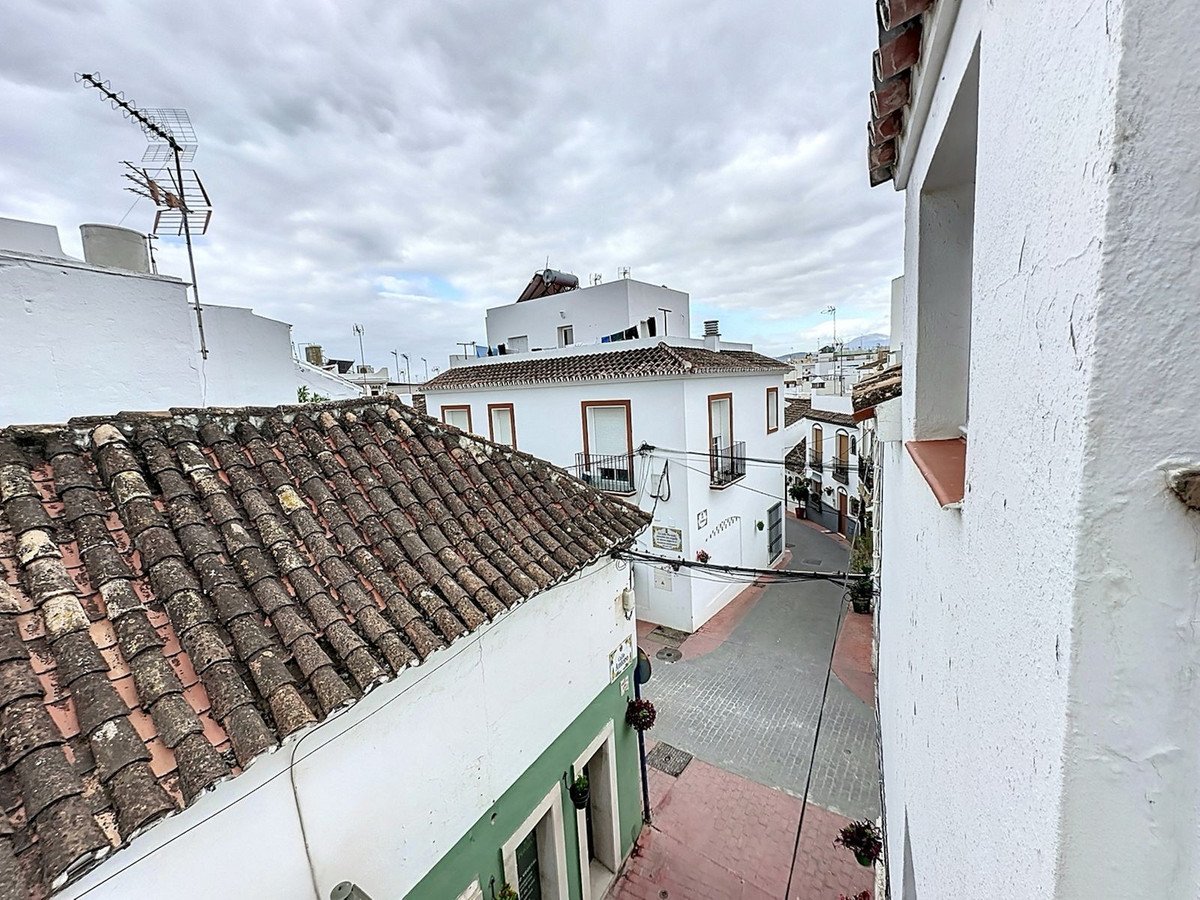 2 Bed Townhouse in Estepona