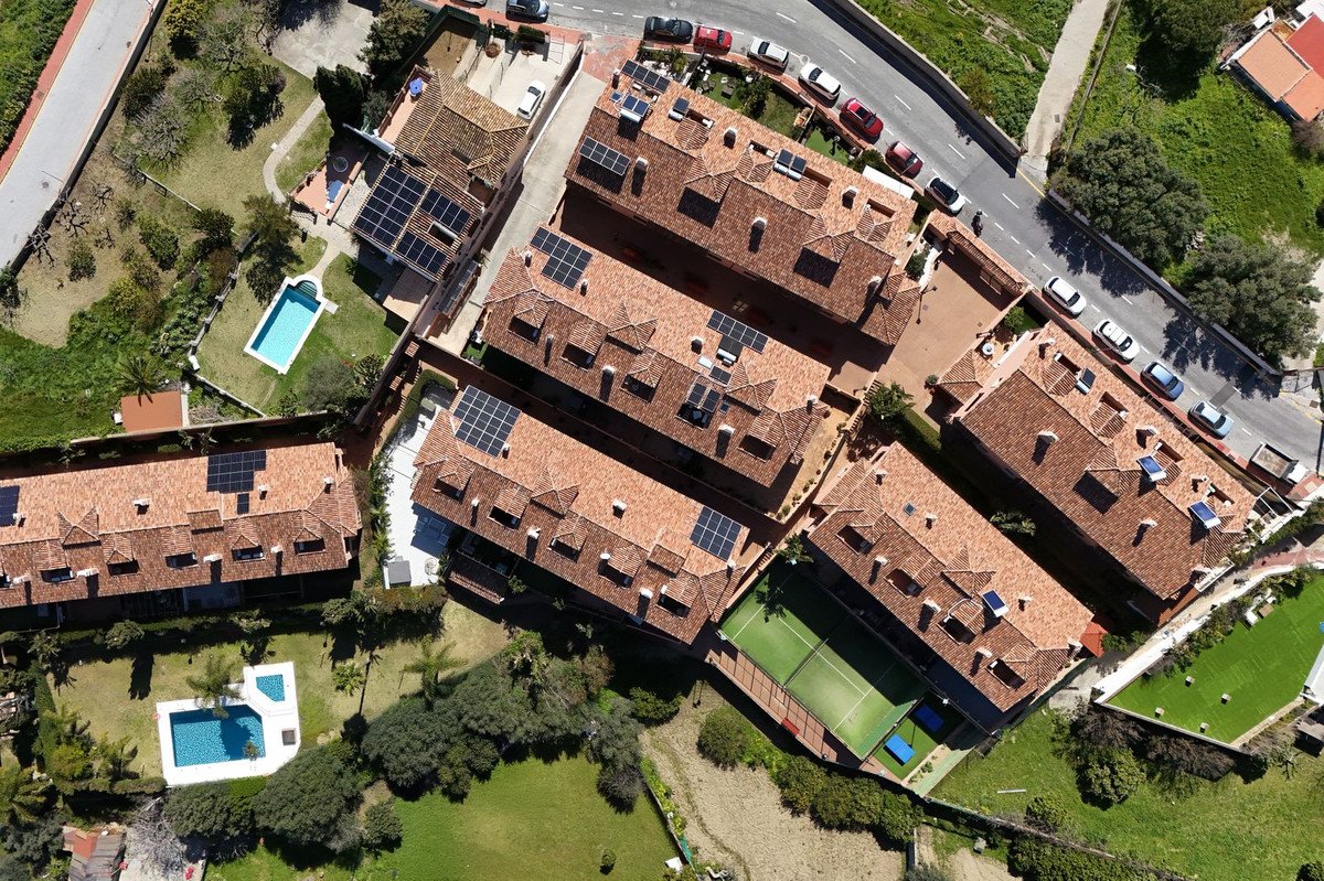 3 Bed Townhouse in Benalmadena Pueblo