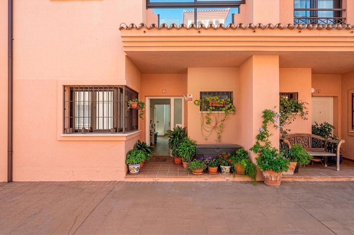 3 Bed Townhouse in Benalmadena Pueblo