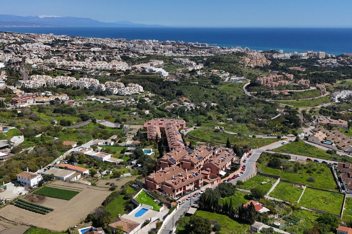 3 Bed Townhouse in Benalmadena Pueblo