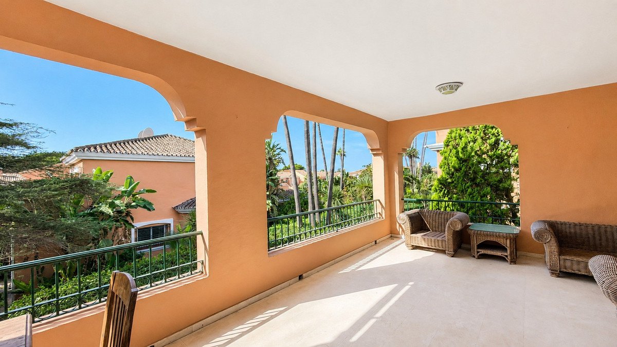 4 Bed Penthouse Duplex in Estepona