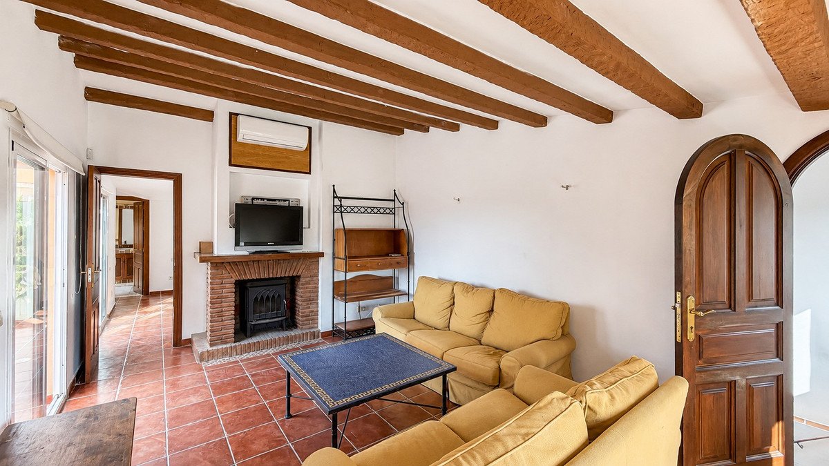 4 Bed Penthouse Duplex in Estepona