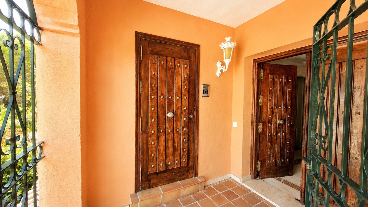 4 Bed Penthouse Duplex in Estepona