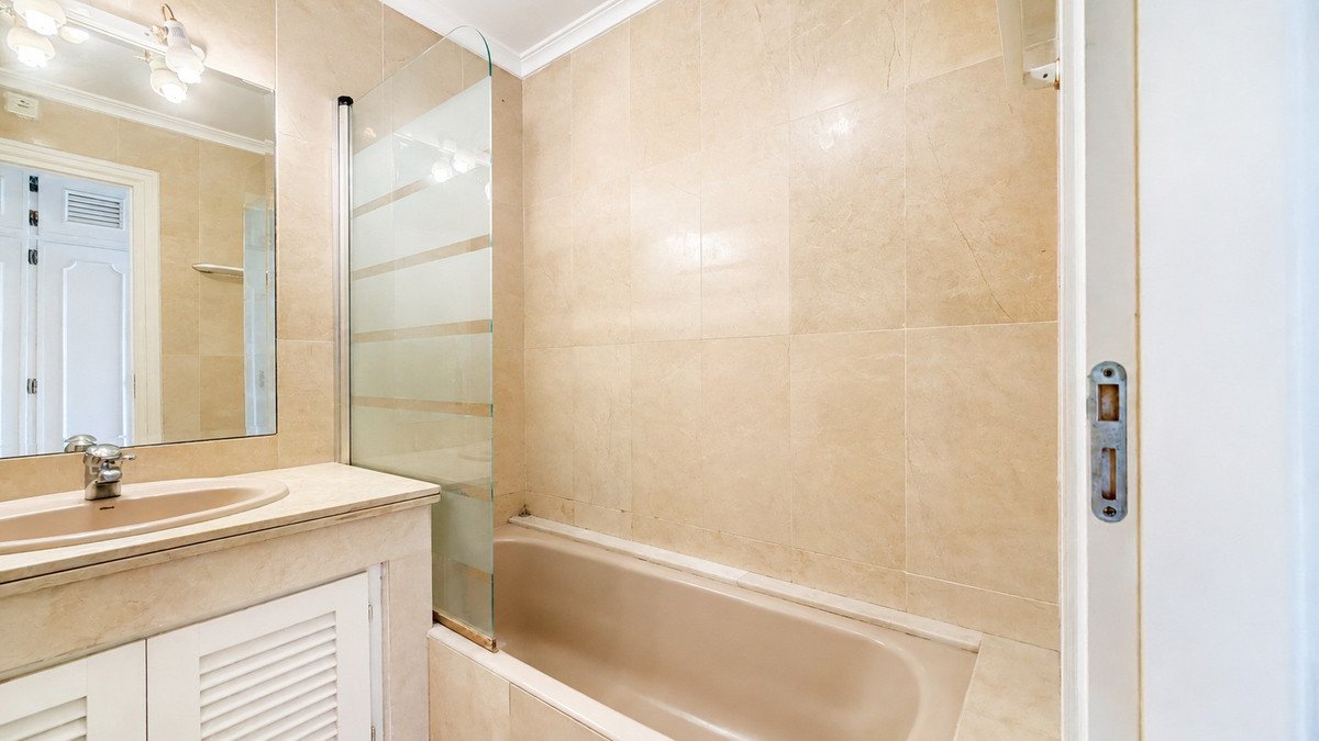 4 Bed Penthouse Duplex in Estepona