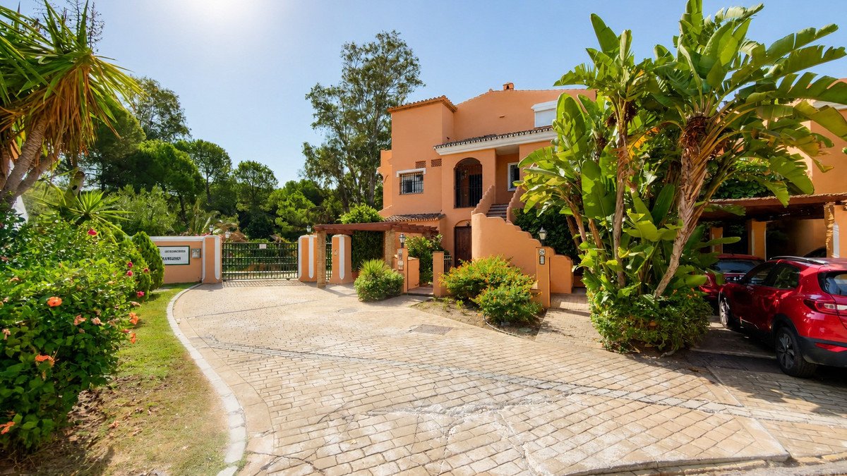 4 Bed Penthouse Duplex in Estepona