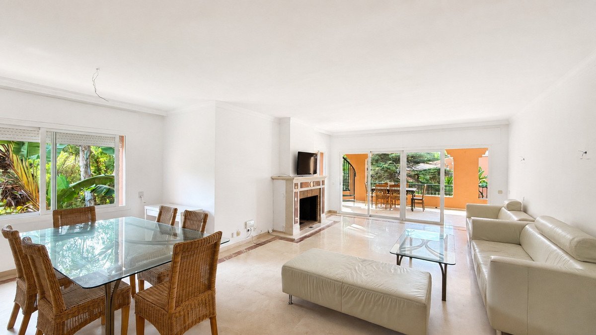 4 Bed Penthouse Duplex in Estepona