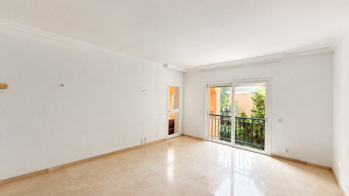 4 Bed Penthouse Duplex in Estepona