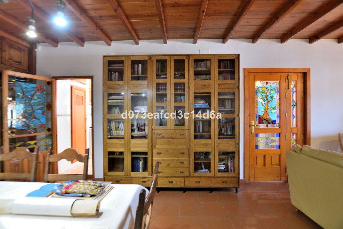 3 Bed Townhouse in Los Prados