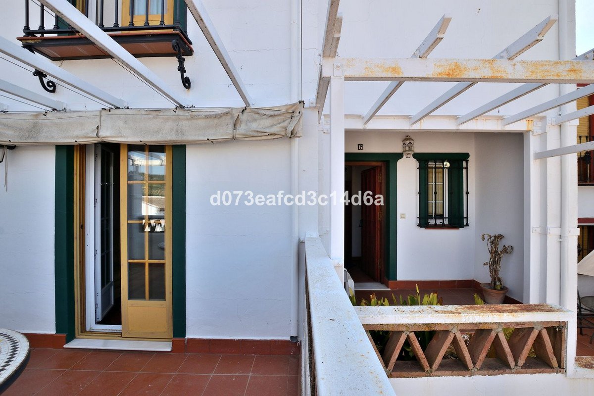 3 Bed Townhouse in Los Prados