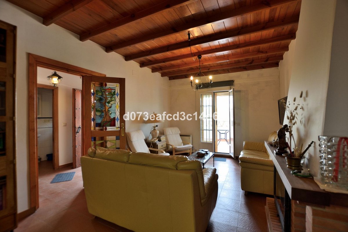 3 Bed Townhouse in Los Prados
