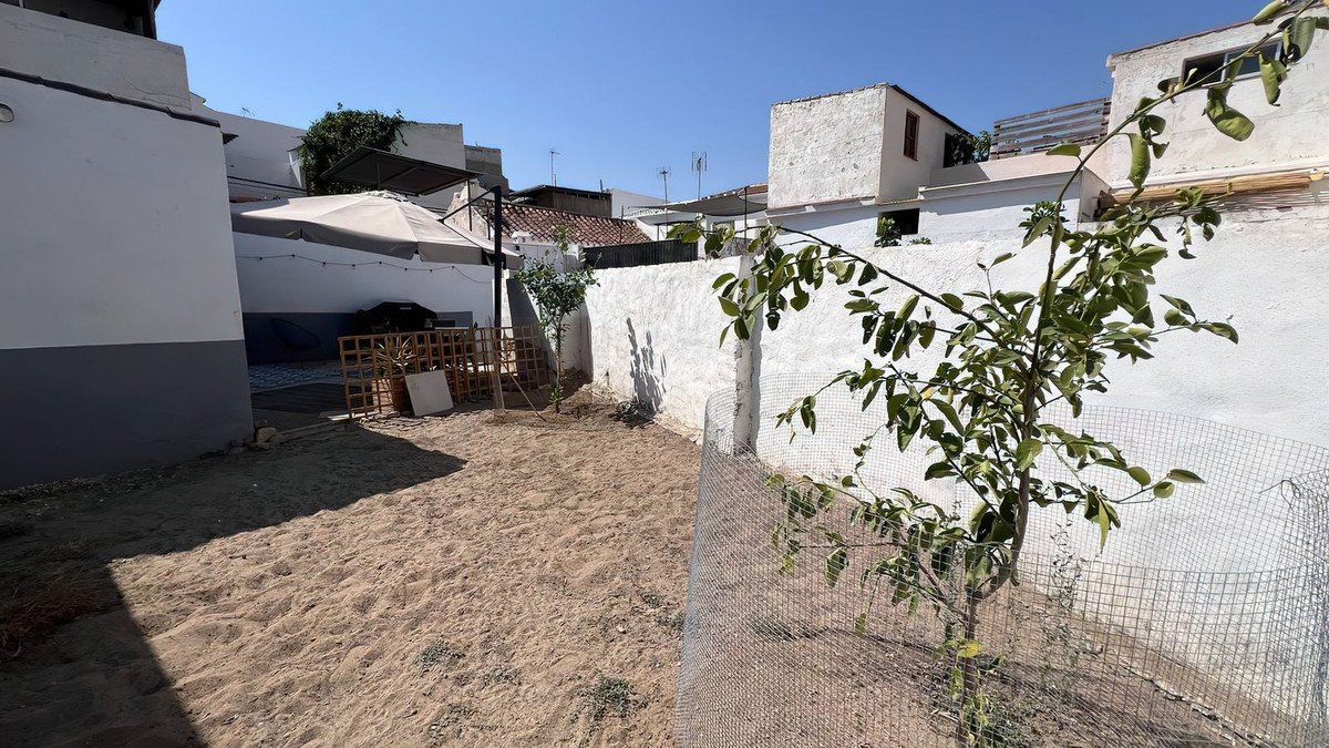 5 Bed Townhouse in Alhaurín el Grande